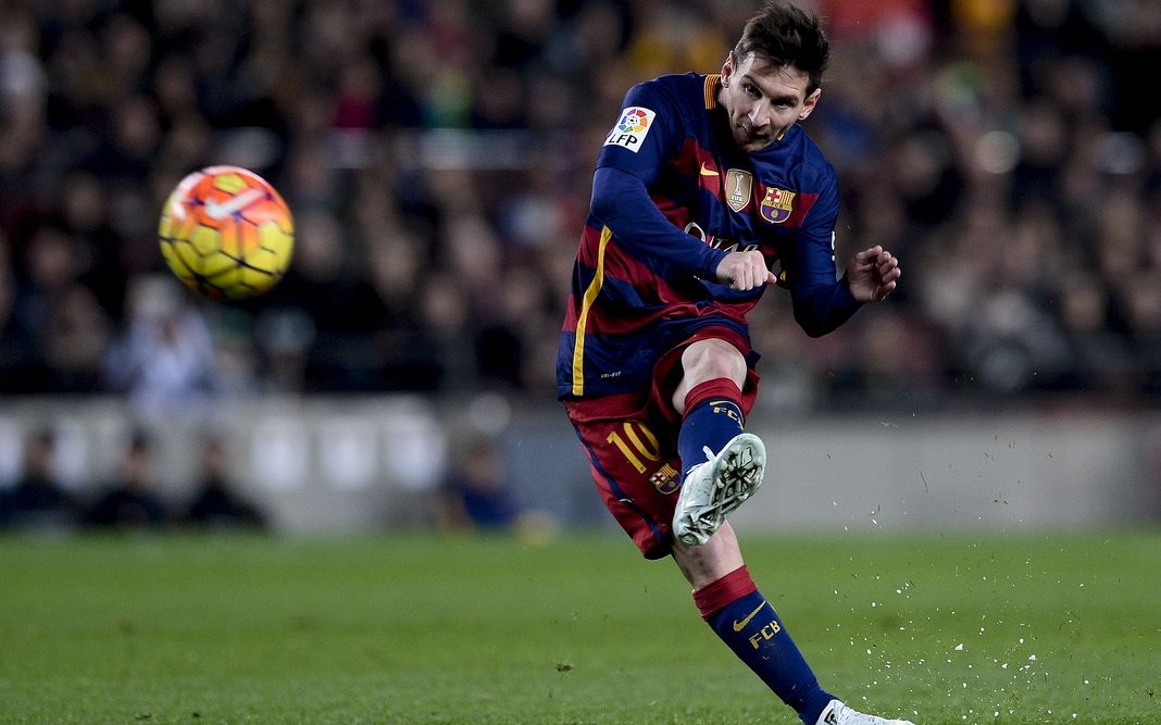 随着英超赛 随着英超赛